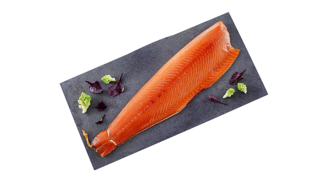 Færøsk laks hel side røget 1,2kg+