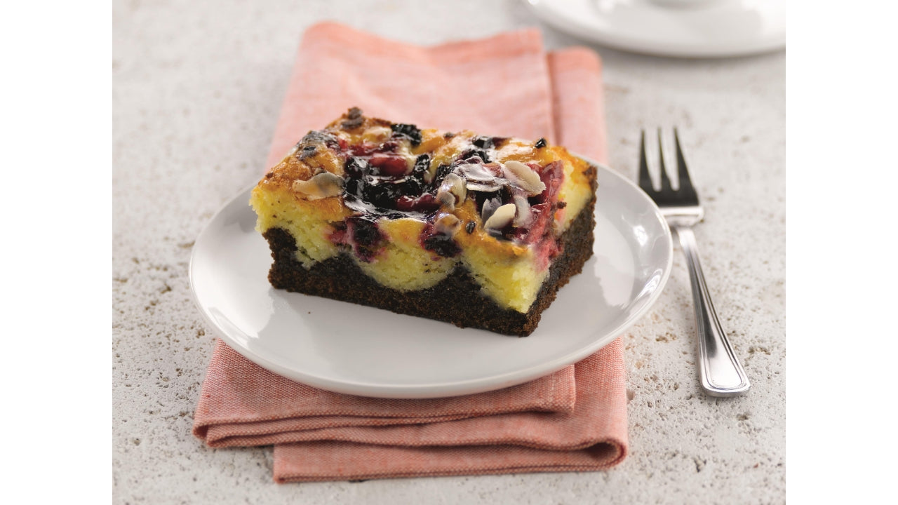 Chokoladekage m/mandelfylde & skovbær