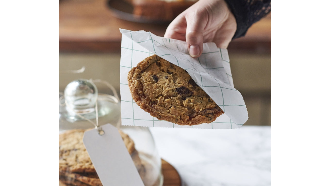 Cookie lys mørk chokolade 18x90g