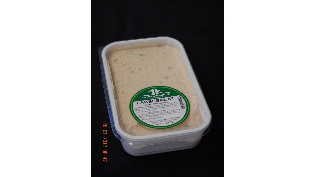 Laksesalat af varmrøget laks 500g