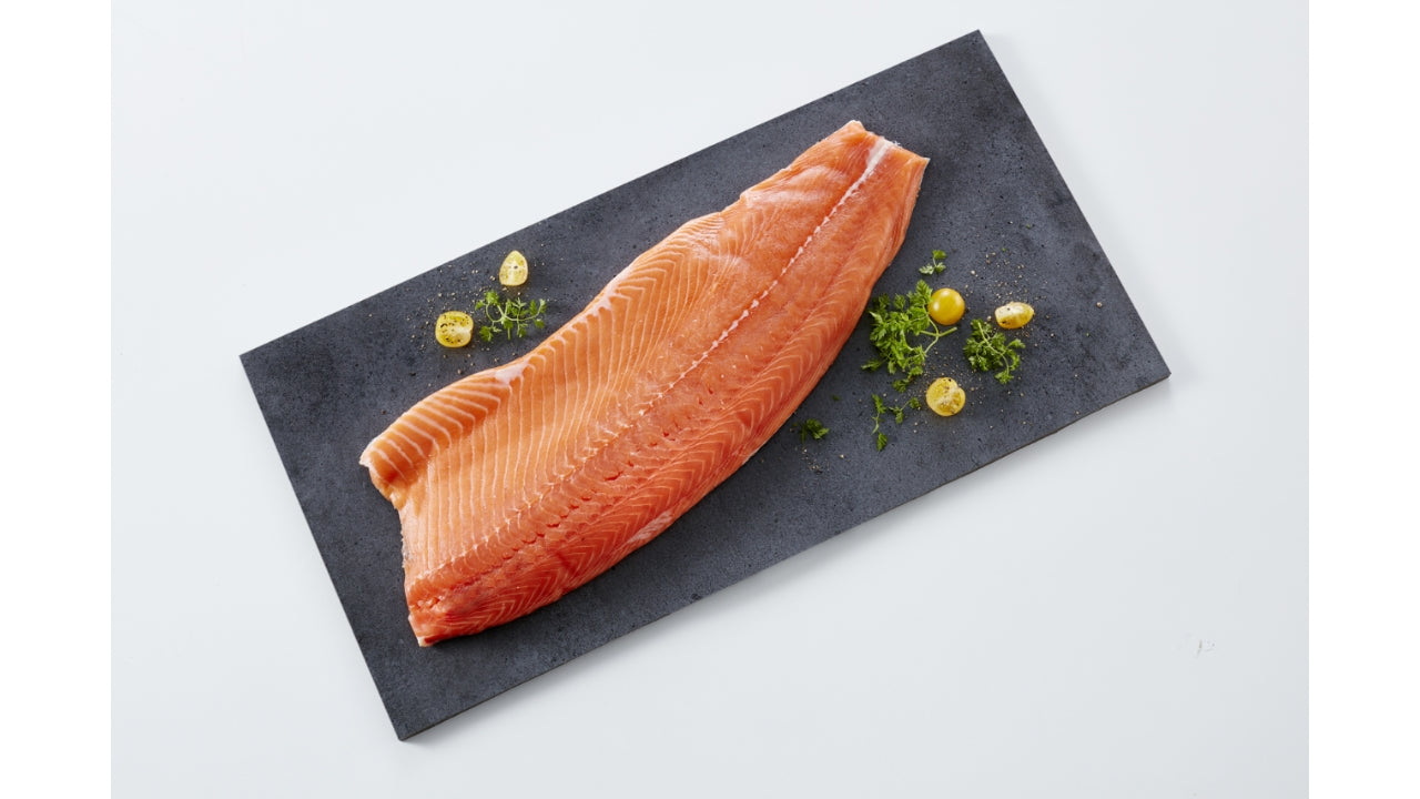 Laksefilet m/skind u/ben 1,4-1,8kg